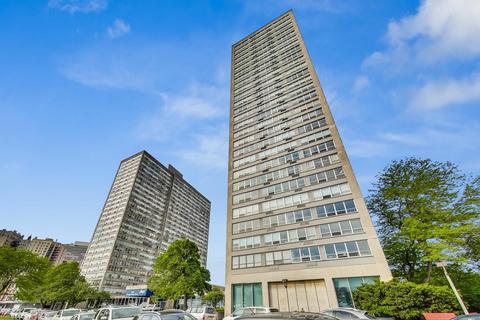 4800 S Chicago Beach Dr #611N, Chicago, IL 60615