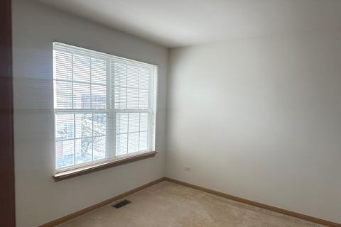 702 River Mill Pkwy, Wheeling, IL 60090 photo 11