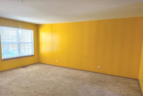 702 River Mill Pkwy, Wheeling, IL 60090 photo 2