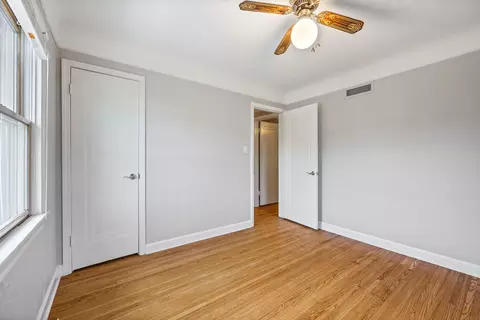 676 Lillie St, Elgin, IL 60120 photo 30