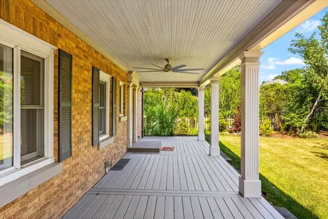 676 Lillie St, Elgin, IL 60120 photo 43