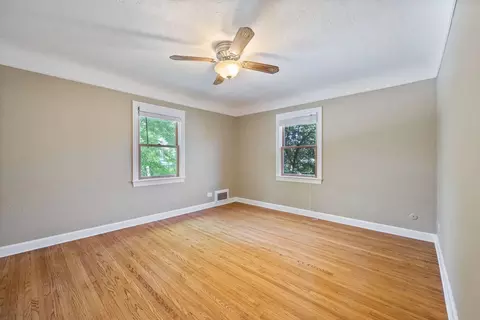 676 Lillie St, Elgin, IL 60120 photo 32