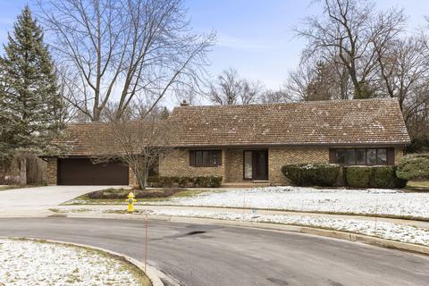 1209 Howard Cir, Wheaton, IL 60187 photo 2