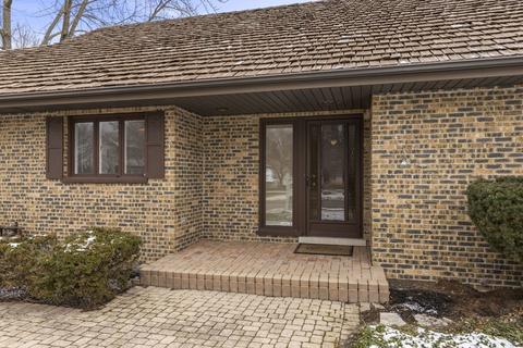 1209 Howard Cir, Wheaton, IL 60187 photo 4