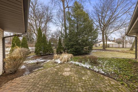 1209 Howard Cir, Wheaton, IL 60187 photo 31