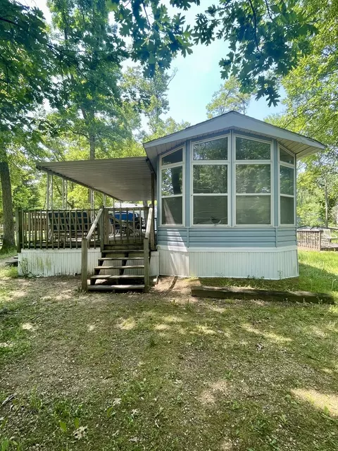 3-33 Woodhaven Lks, Sublette, IL 61367