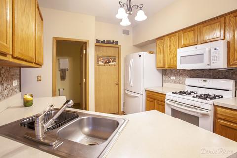 2531 Oak Tree Ln, Plainfield, IL 60586 photo 8