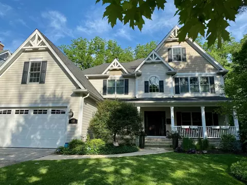 830 S Wright St, Naperville, IL 60540 photo 2