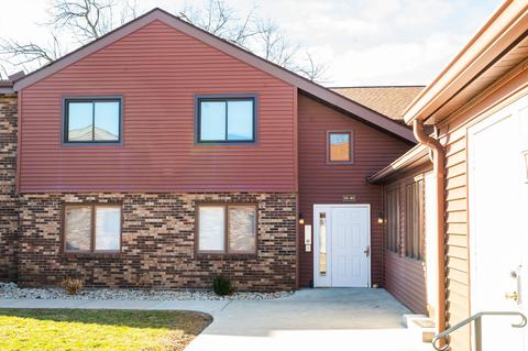 601 N Main St, Normal, IL 61761 photo 2