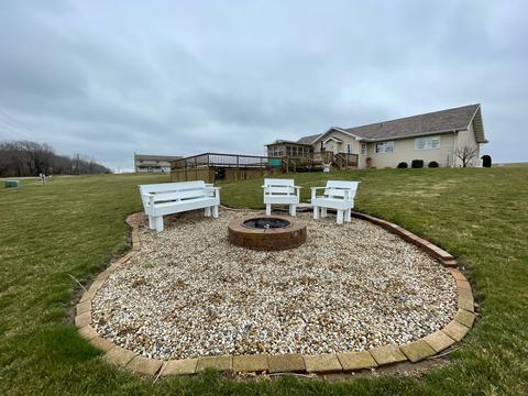 18133 Lakeview Dr, Weldon, IL 61882 photo 46