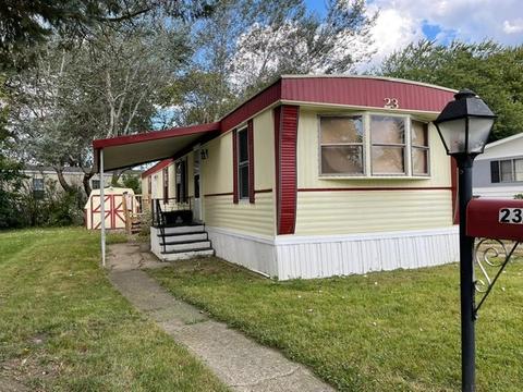23 Ellen Dr, Lynwood, IL 60411