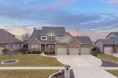6 Brookline Ct, Bloomington, IL 61705 photo 2