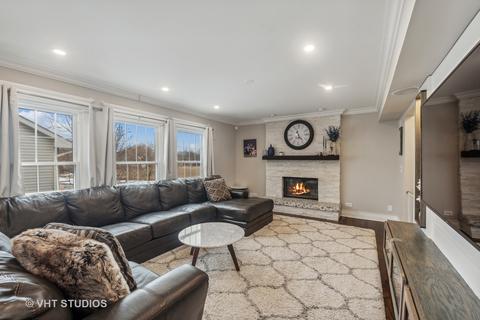 1640 Bulrush Dr, Hoffman Estates, IL 60169 photo 6
