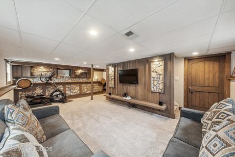 1640 Bulrush Dr, Hoffman Estates, IL 60169 photo 16