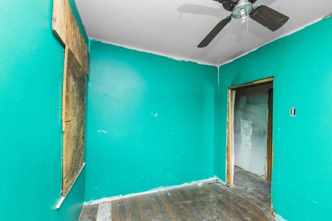 555 E 92nd Pl, Chicago, IL 60619 photo 14