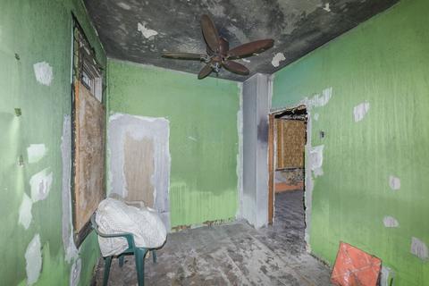 555 E 92nd Pl, Chicago, IL 60619 photo 16