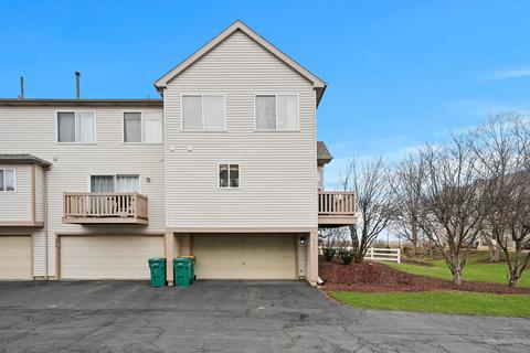 2599 Canyon Dr, Plainfield, IL 60586 photo 3