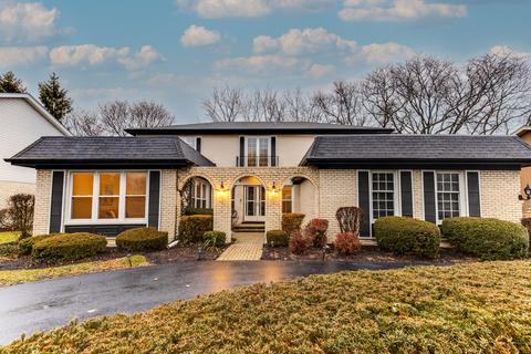 1020 Summit Dr, Deerfield, IL 60015 photo 1