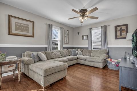 665 N 10th Ave, Kankakee, IL 60901 photo 2