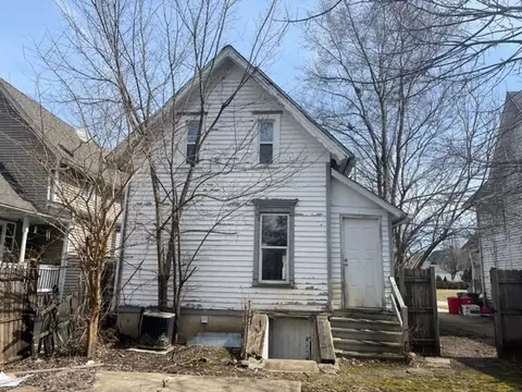612 Logan Ave, Elgin, IL 60120 photo 4