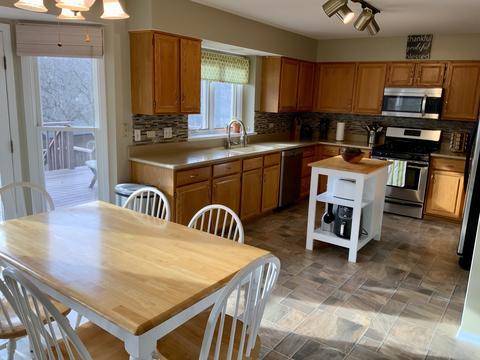 250 Knoll St, Wheaton, IL 60187 photo 9