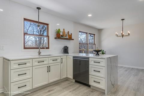 728 Hillside Ct, Algonquin, IL 60102 photo 8