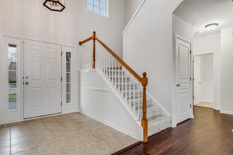 680 Tuscany Dr, Algonquin, IL 60102 photo 2