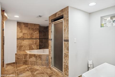 2412 Greenleaf St, Evanston, IL 60202 photo 10