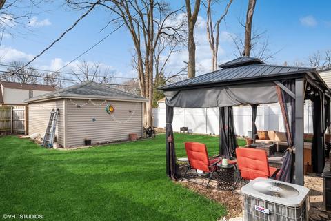 2412 Greenleaf St, Evanston, IL 60202 photo 14