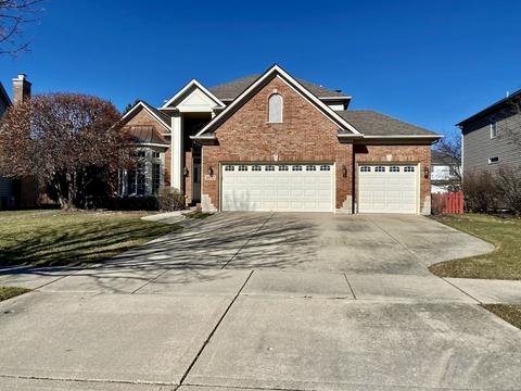 3631 Grassmere Rd, Naperville, IL 60564 photo 1