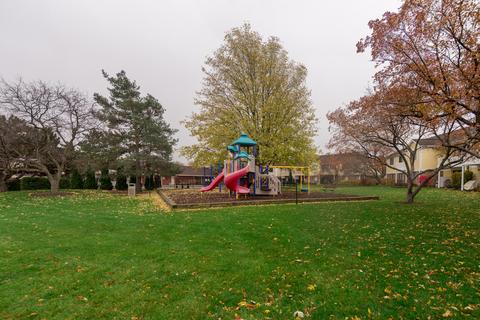 1115 Scanlon Dr #B1, Wheeling, IL 60090 photo 12