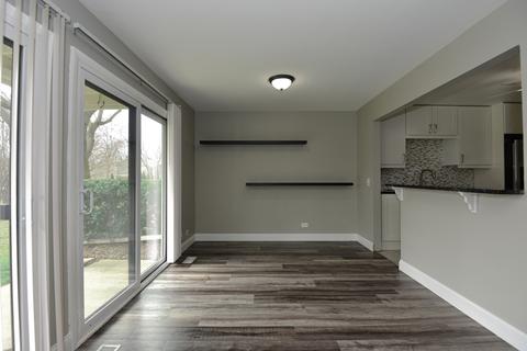 1115 Scanlon Dr #B1, Wheeling, IL 60090 photo 5