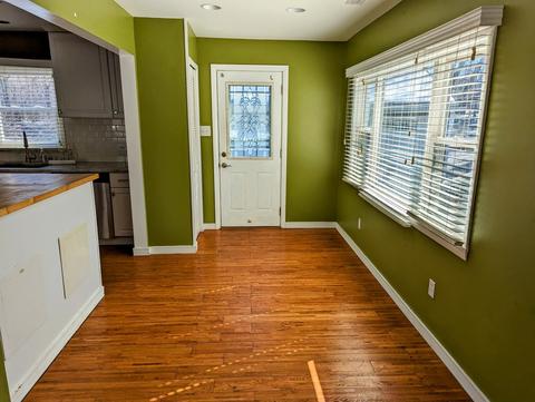 5710 Fox Lake Rd, Mchenry, IL 60051 photo 9