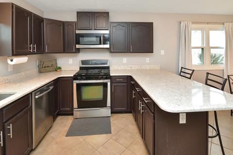 1238 Beacon Hill Ct, Normal, IL 61761 photo 6