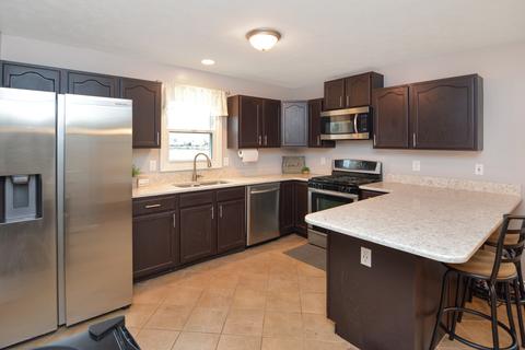 1238 Beacon Hill Ct, Normal, IL 61761 photo 5