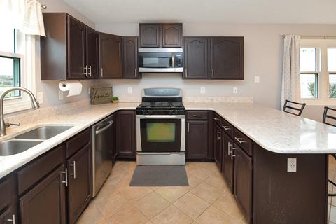 1238 Beacon Hill Ct, Normal, IL 61761 photo 3