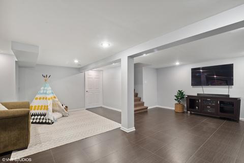 3880 Gregory Dr, Northbrook, IL 60062 photo 32