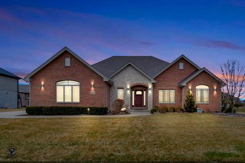 2011 Edgeview Dr, New Lenox, IL 60451
