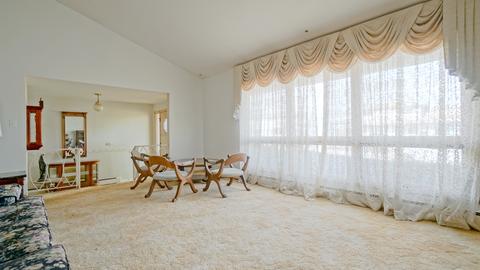 905 Rose Ln, Wheeling, IL 60090 photo 3