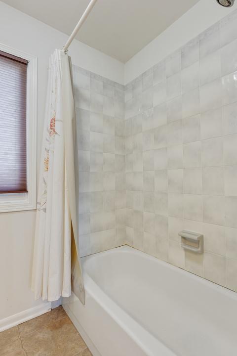 729 Ascot Ct, Hoffman Estates, IL 60169 photo 18