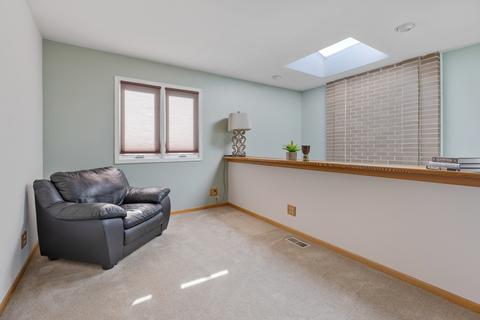 729 Ascot Ct, Hoffman Estates, IL 60169 photo 16