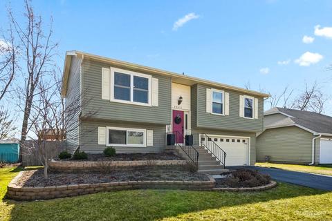 3095 Fox Hill Rd, Aurora, IL 60504 photo 2