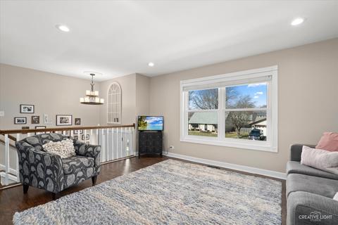 3095 Fox Hill Rd, Aurora, IL 60504 photo 4