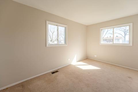 580 Amherst Ln, Hoffman Estates, IL 60169 photo 7