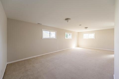 580 Amherst Ln, Hoffman Estates, IL 60169 photo 5