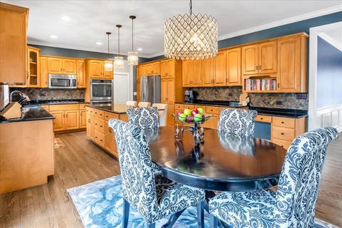 3807 Looking Post Ct, Naperville, IL 60564 photo 11