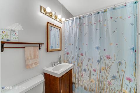 907 Glendale Rd, Glenview, IL 60025 photo 17