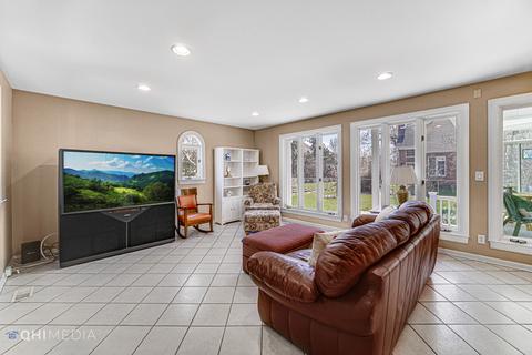 907 Glendale Rd, Glenview, IL 60025 photo 12