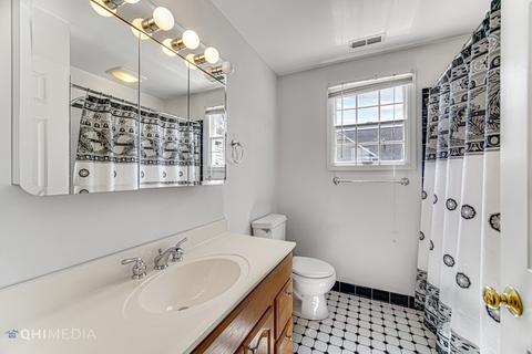 907 Glendale Rd, Glenview, IL 60025 photo 21