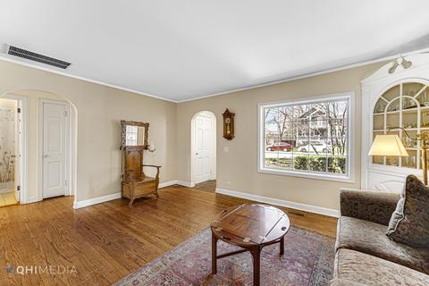 907 Glendale Rd, Glenview, IL 60025 photo 5